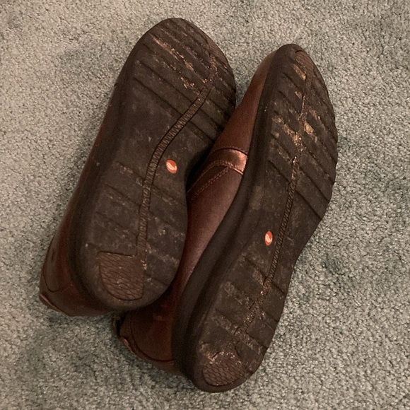 unstructured by Clarks size 7.5 - Picture 2 of 3